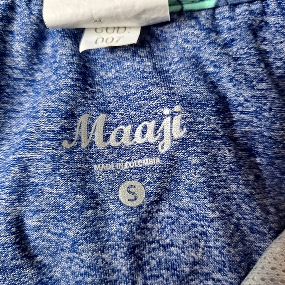 EUC Maaji Malibu Creek Hoodie Vest Cover Up Size Small - Picture 8 of 16